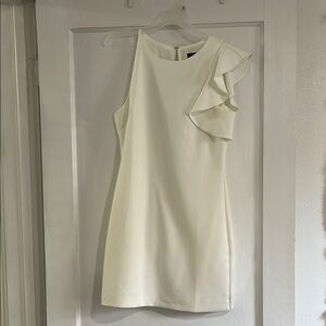 Elegant white ruffle Sleeve Dress